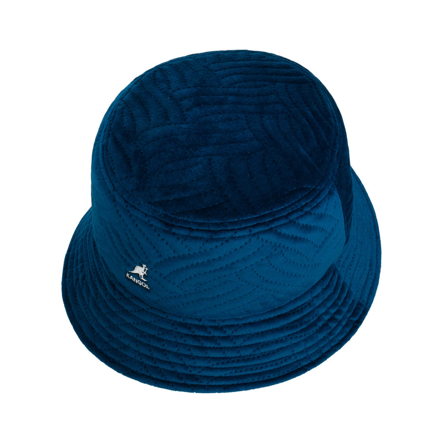 bleu foncé