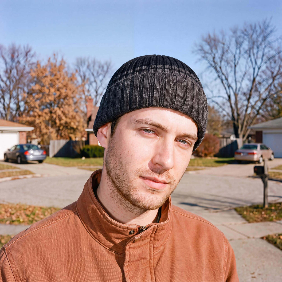 dunkelgrau (male-model)