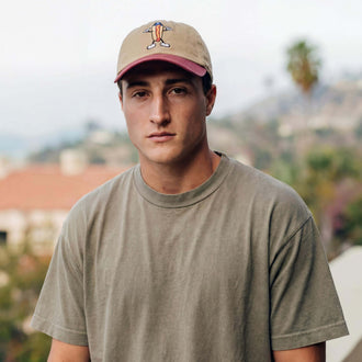 khaki (mannelijk model Oswald Bloom)