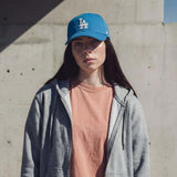blue (female model Ricci Amber)
