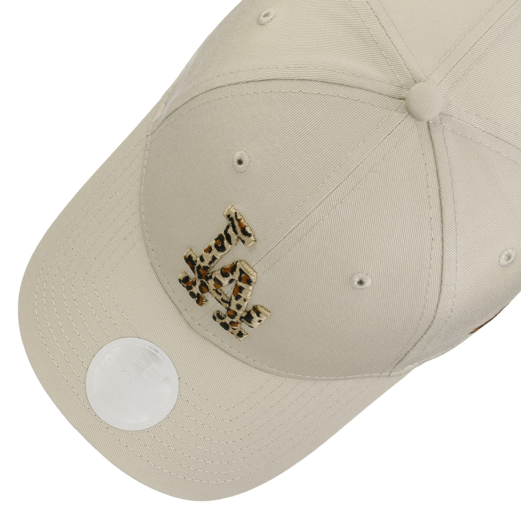 hellbeige