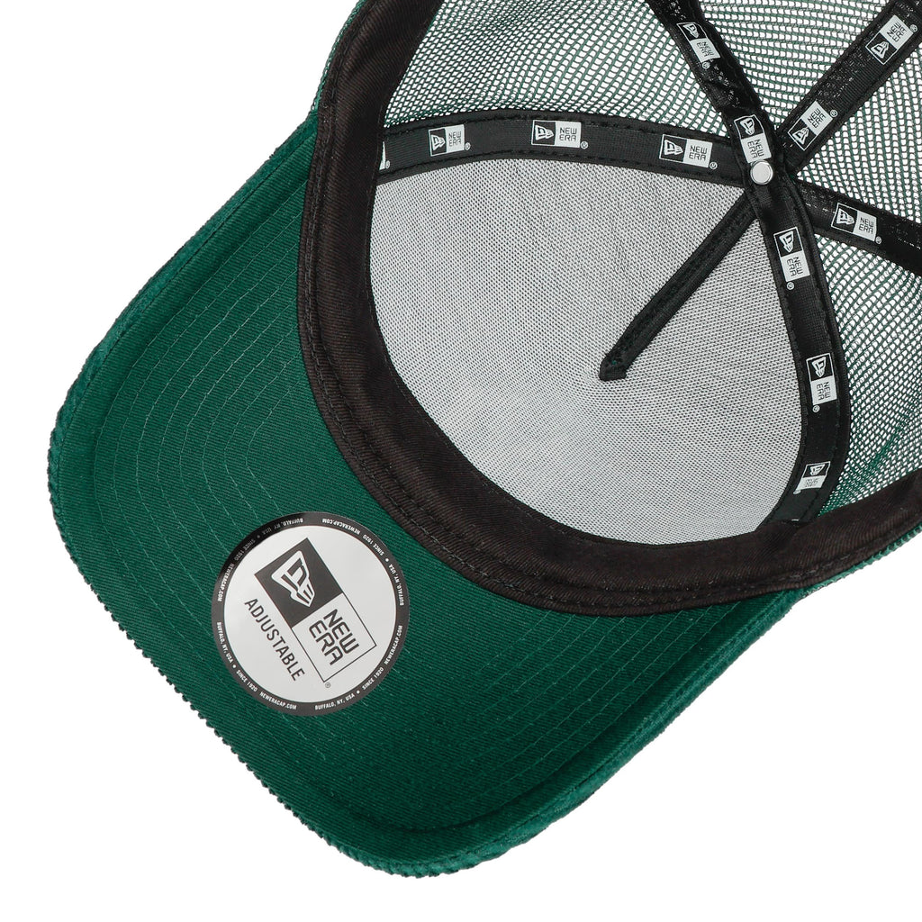 dunkelgrün