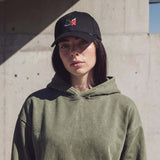 schwarz (female-model Ricci Amber)