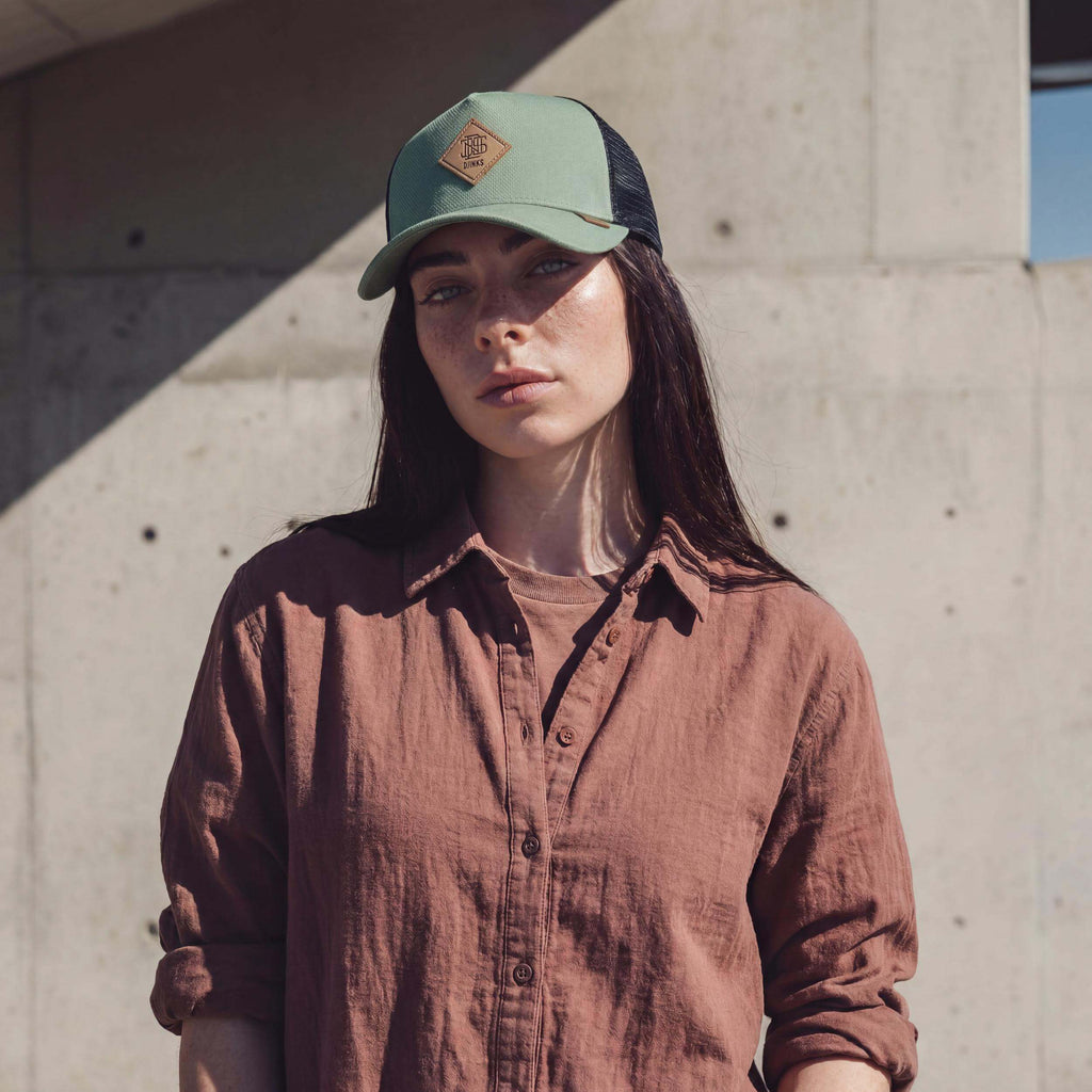 mint (female-model)