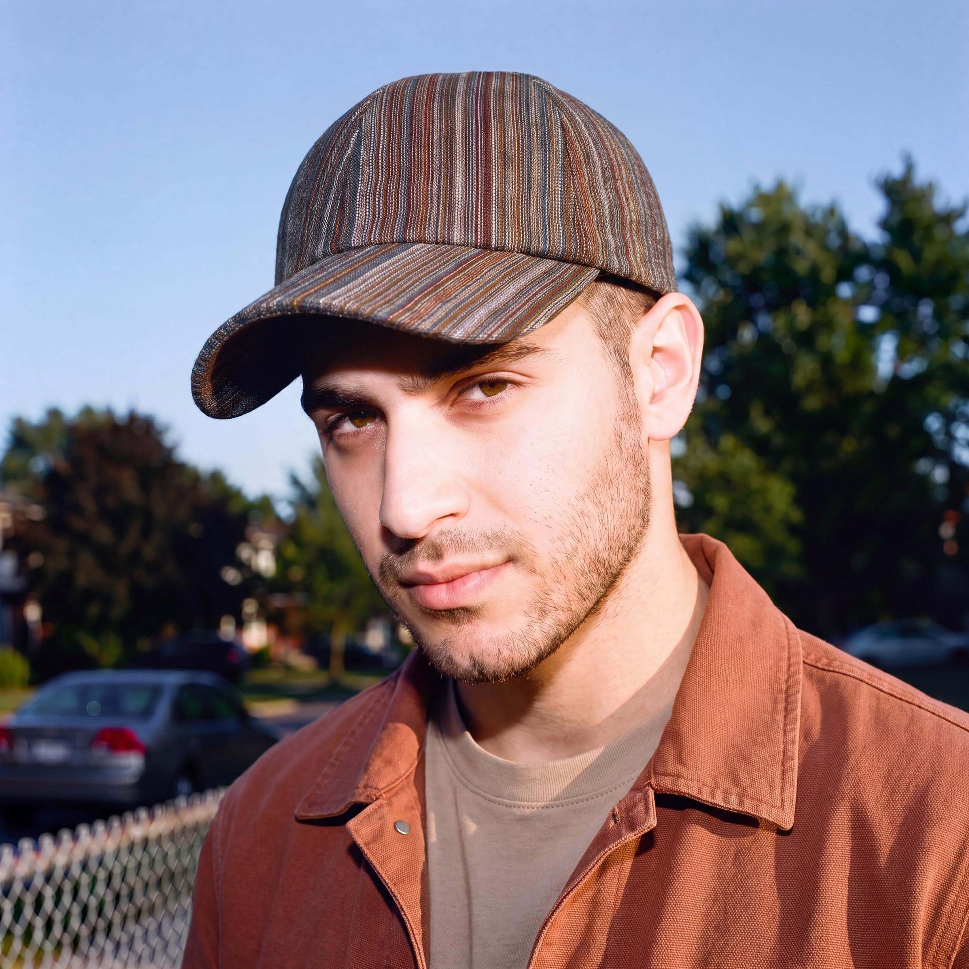 dunkelblau (male-model)