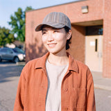 blau (female-model)