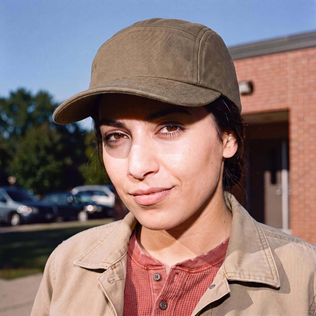 oliv (female-model)