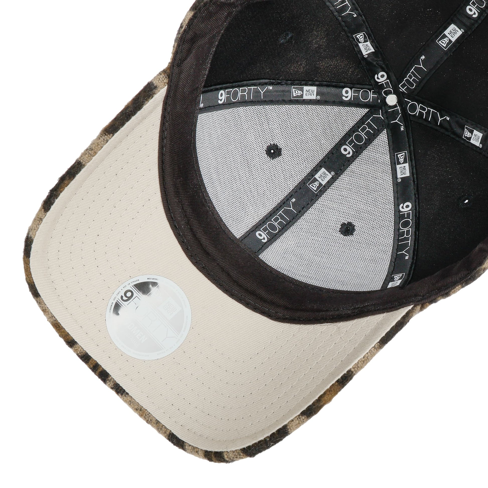 beige-braun