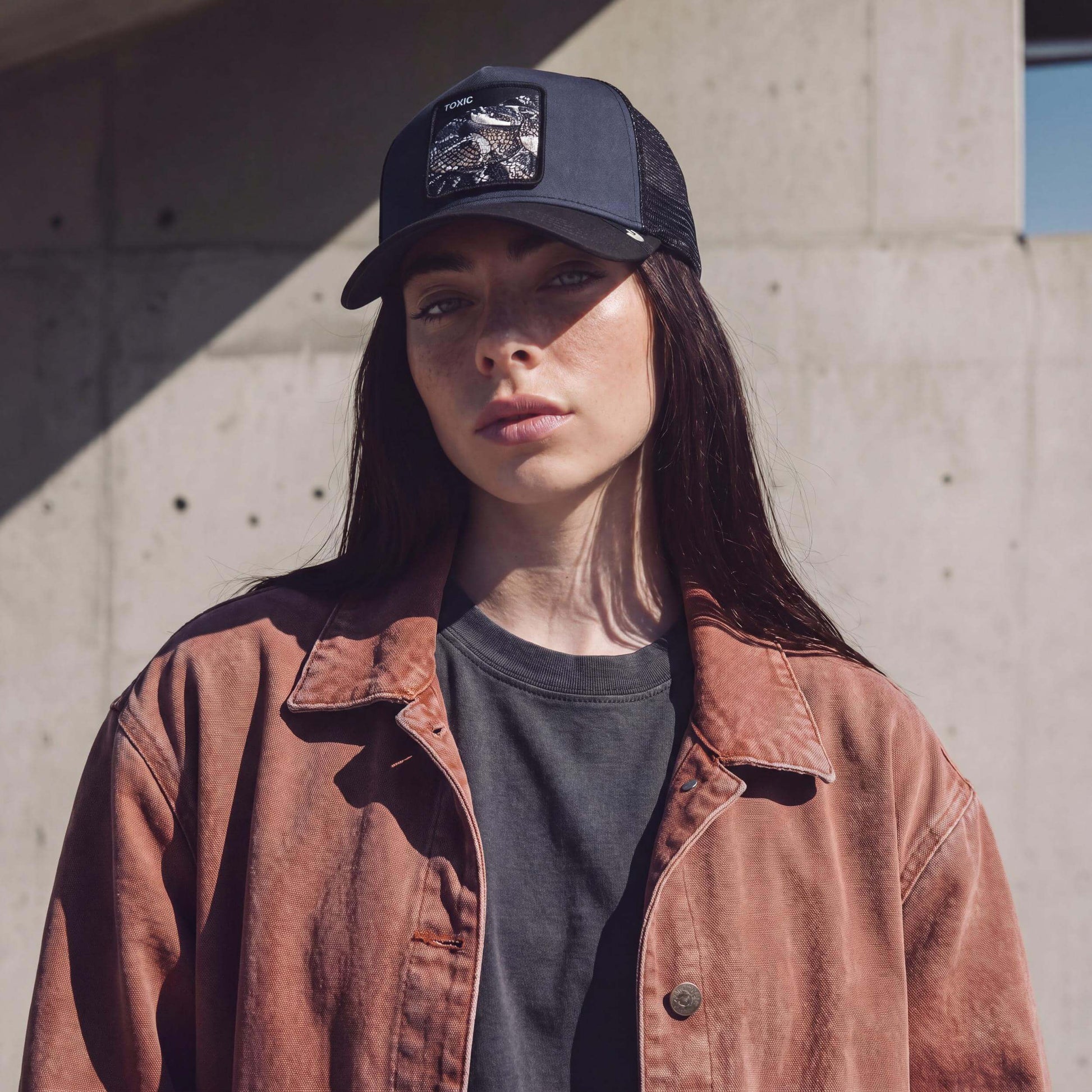 schwarz-blau (female-model)