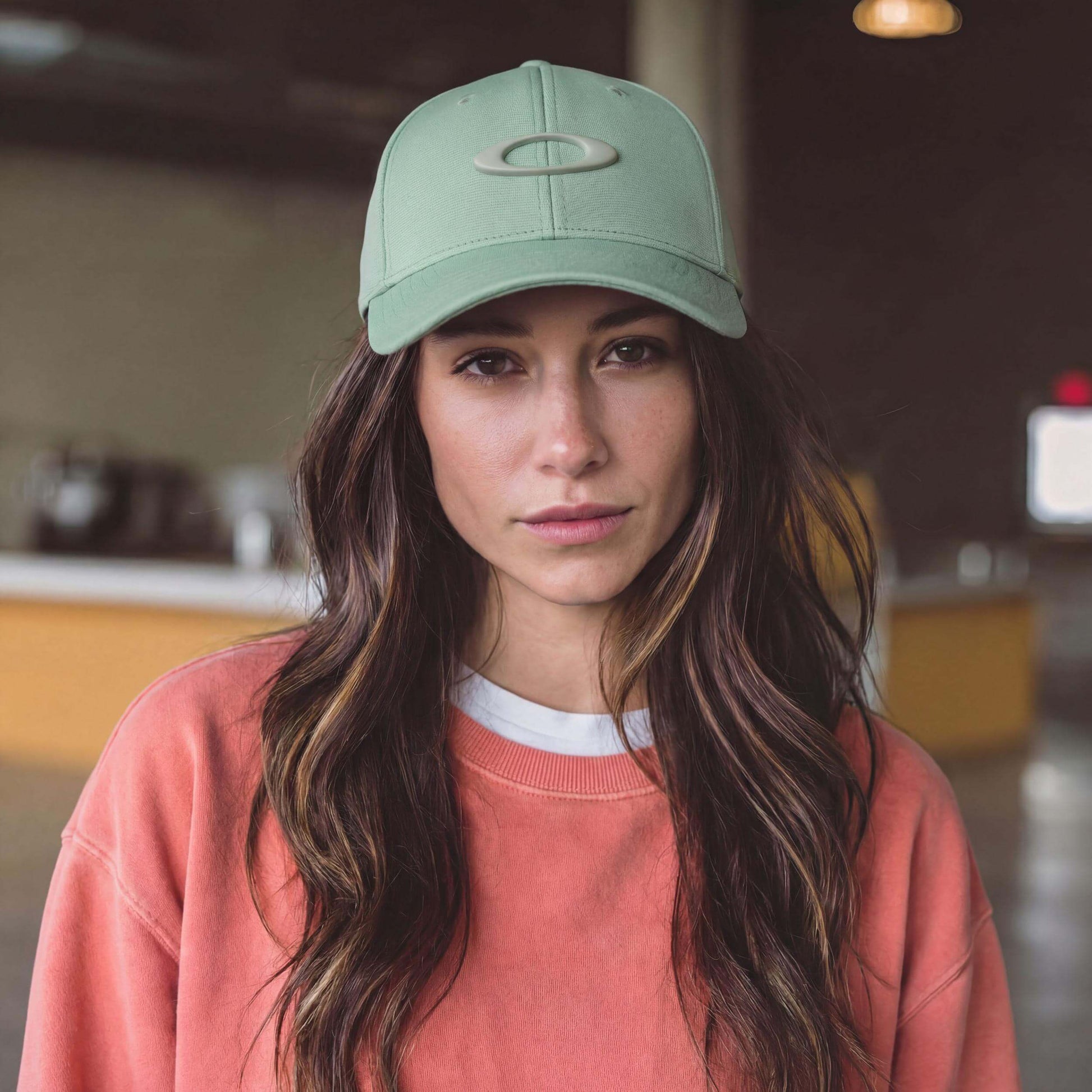 mint (female-model Alexis Newman)