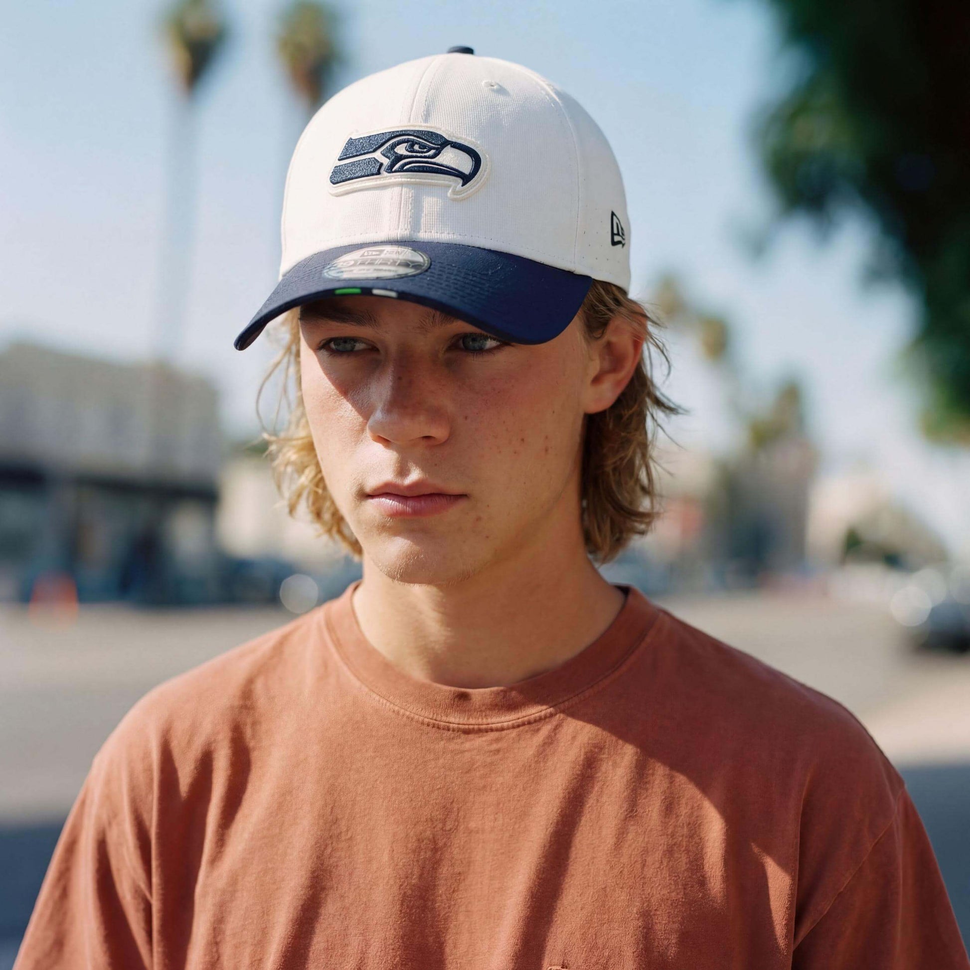 dunkelblau (male-model Roger Yard)