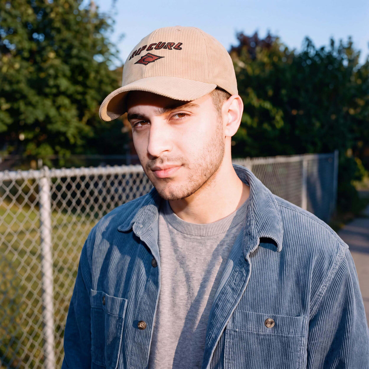 beige (male-model)
