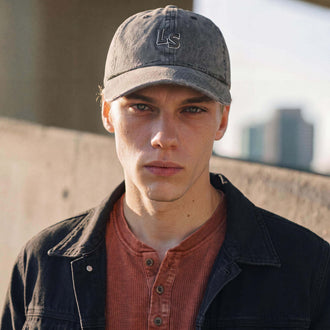 grau (male-model)