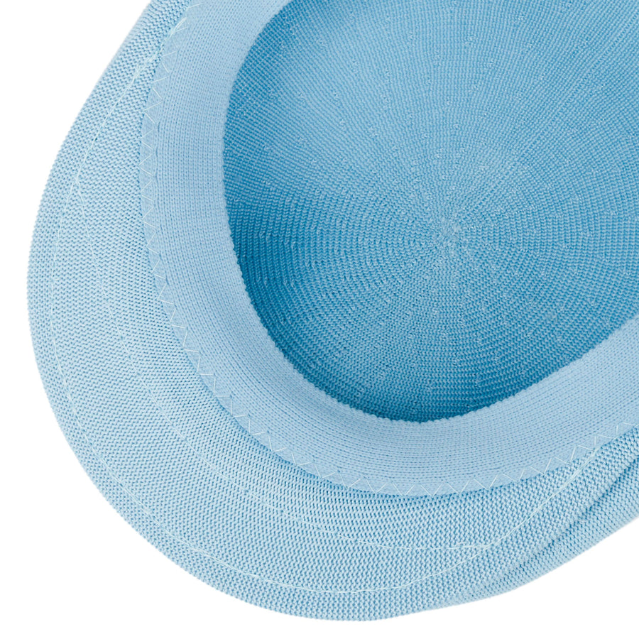 hellblau