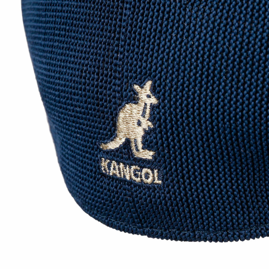 dunkelblau