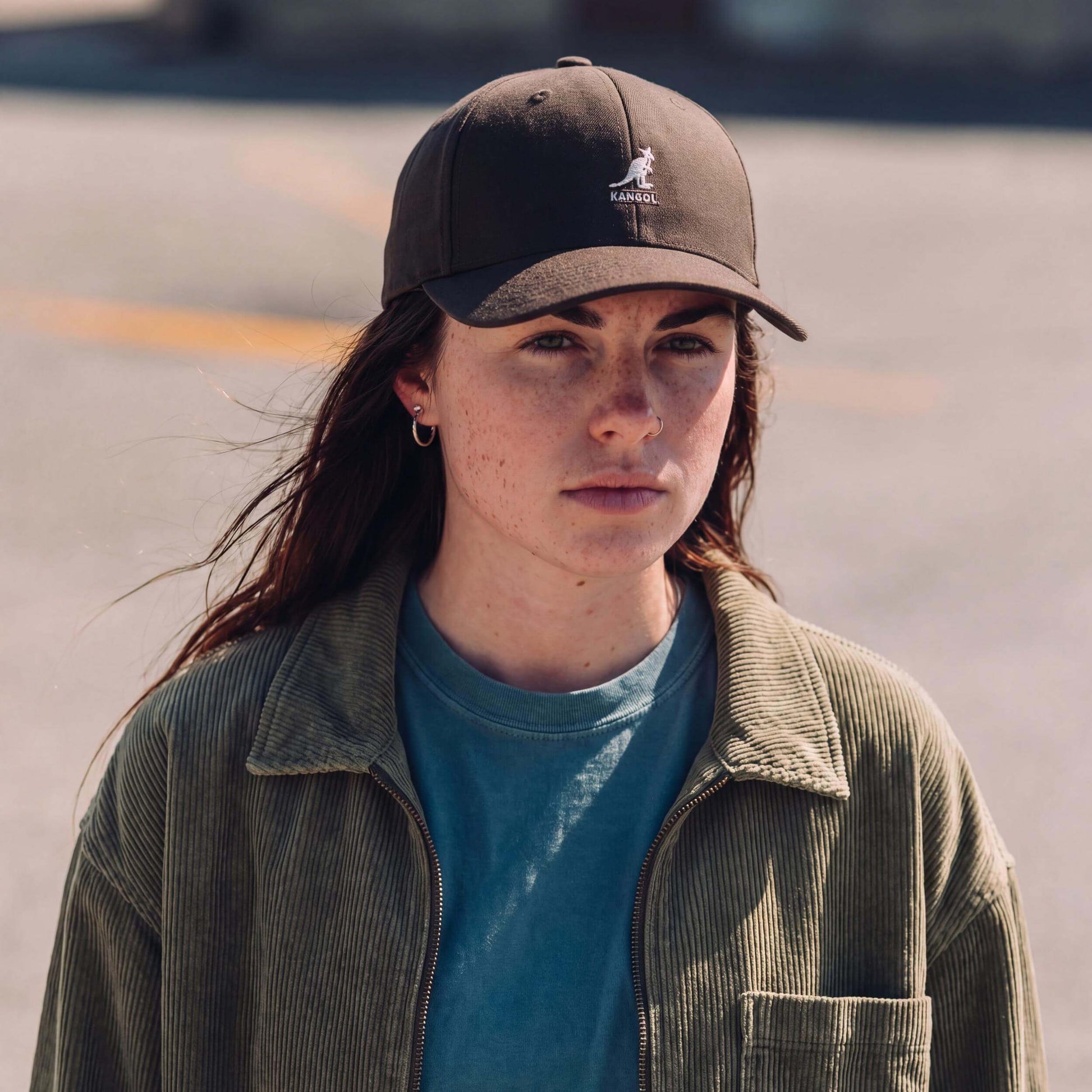 braun (female-model Hazel Bourne)