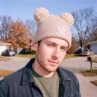 hellbeige (male-model)
