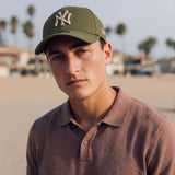 olive (male model James Lavender)