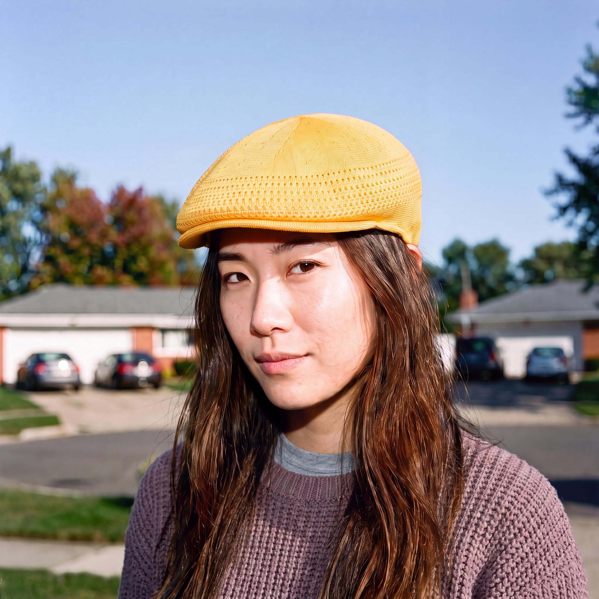 gelb (female-model)