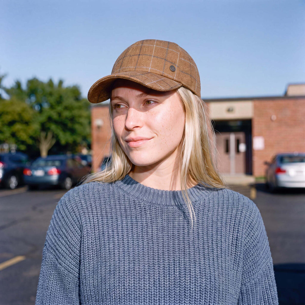 braun-meliert (female-model)