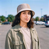 hellbeige (female-model)