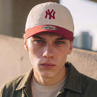 crèmewit (mannelijk model Mike Anderson)