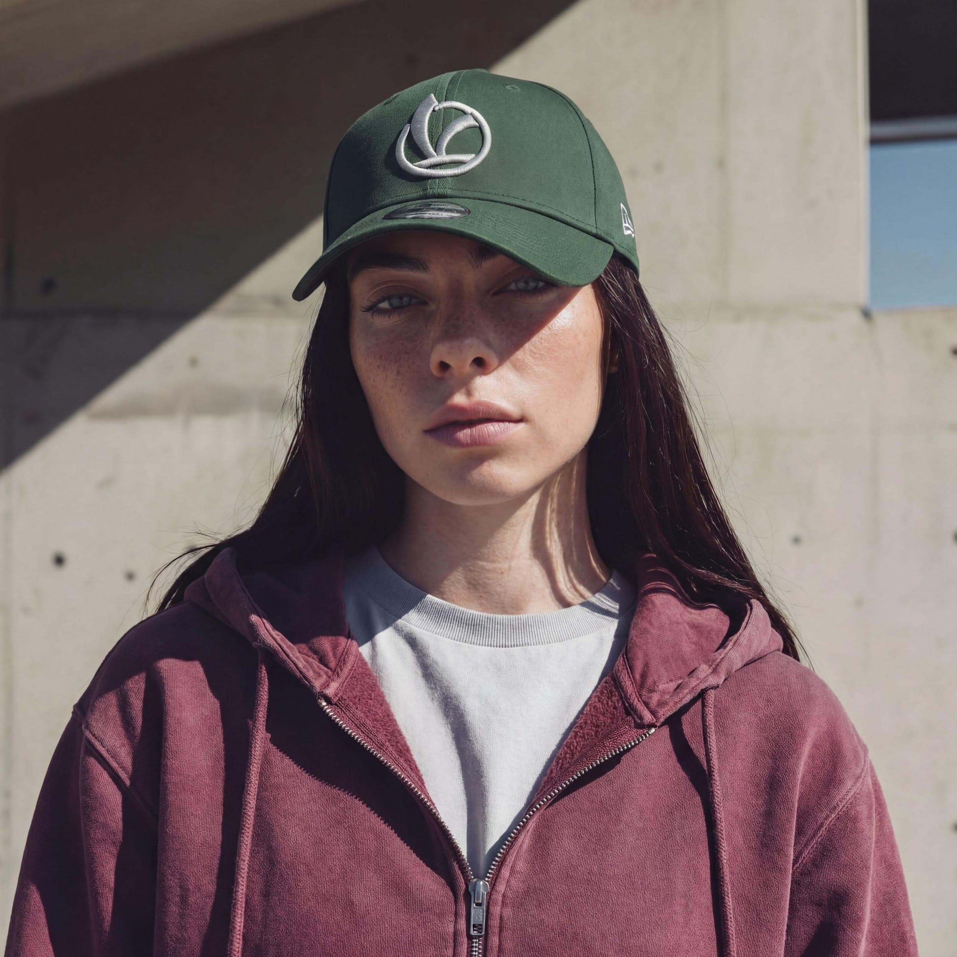 olive (female model Annabel Oharra)