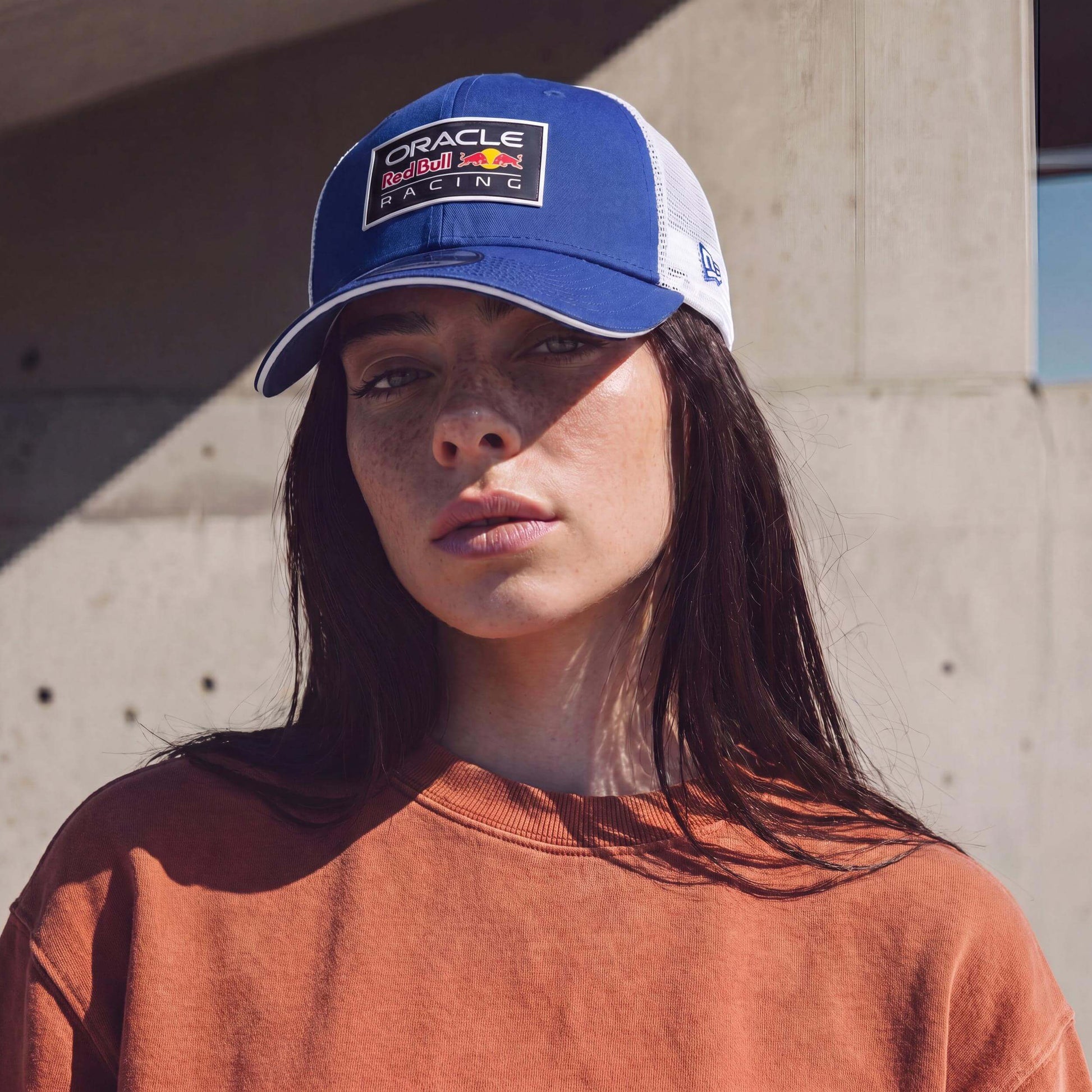 weiß-blau (female-model)