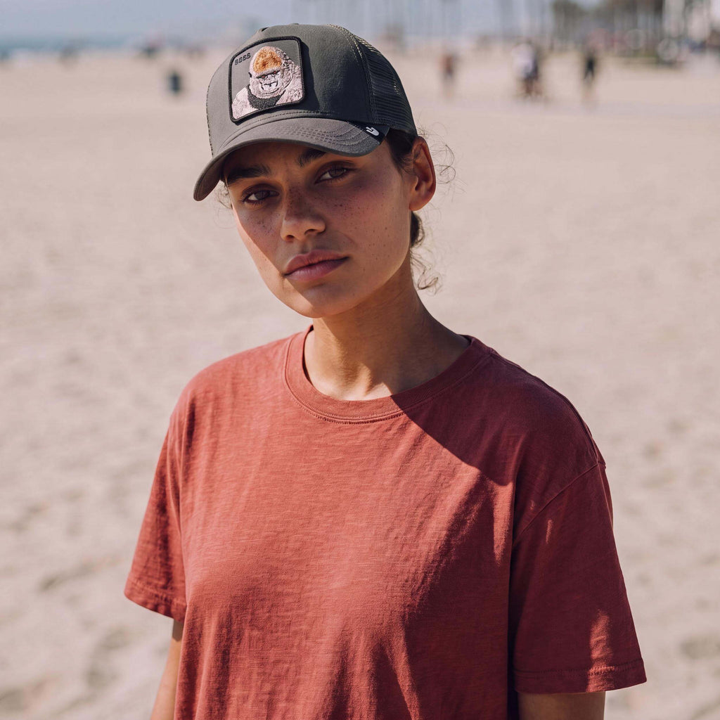 oliv (female-model)