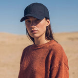 dunkelblau (female-model)
