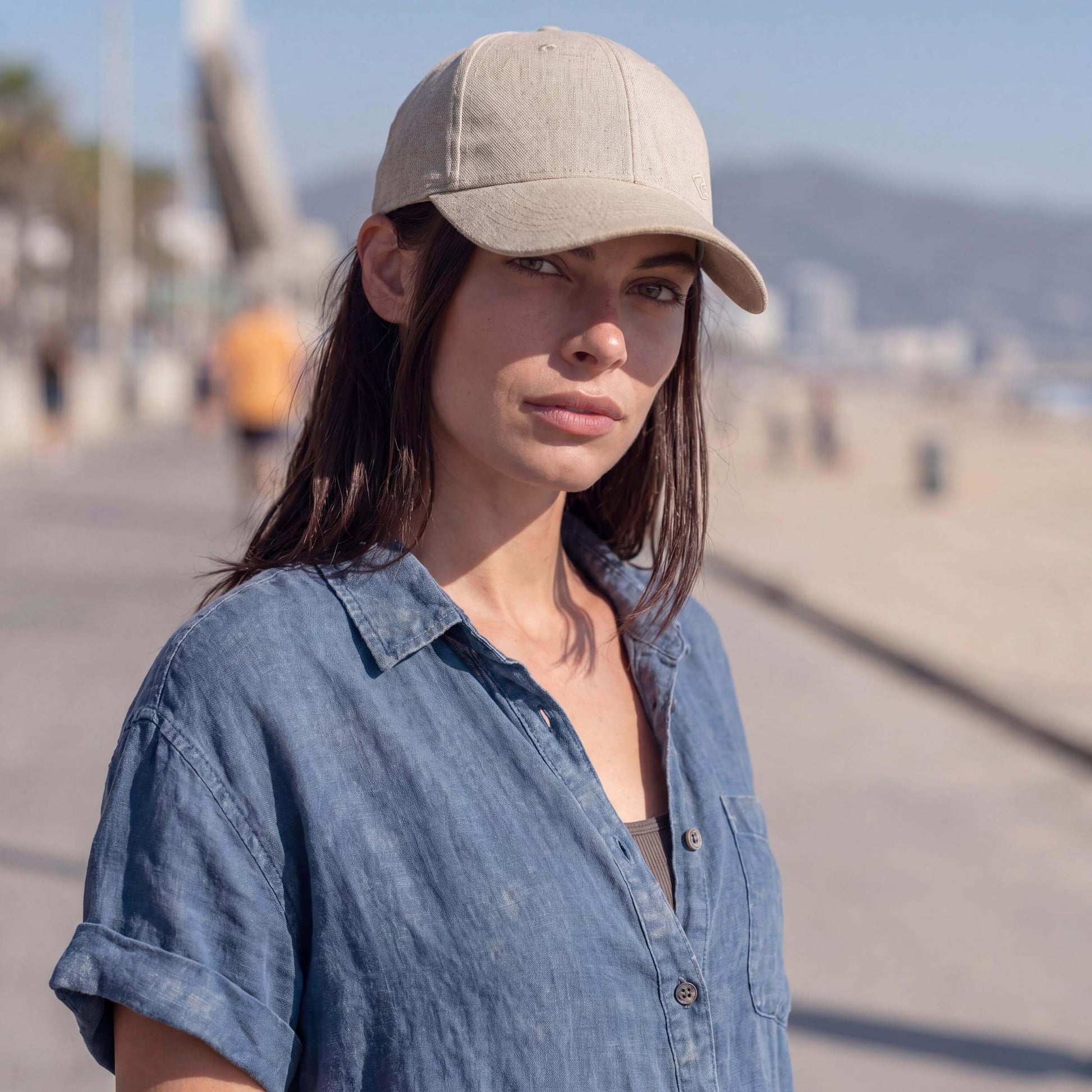 hellbeige (female-model)