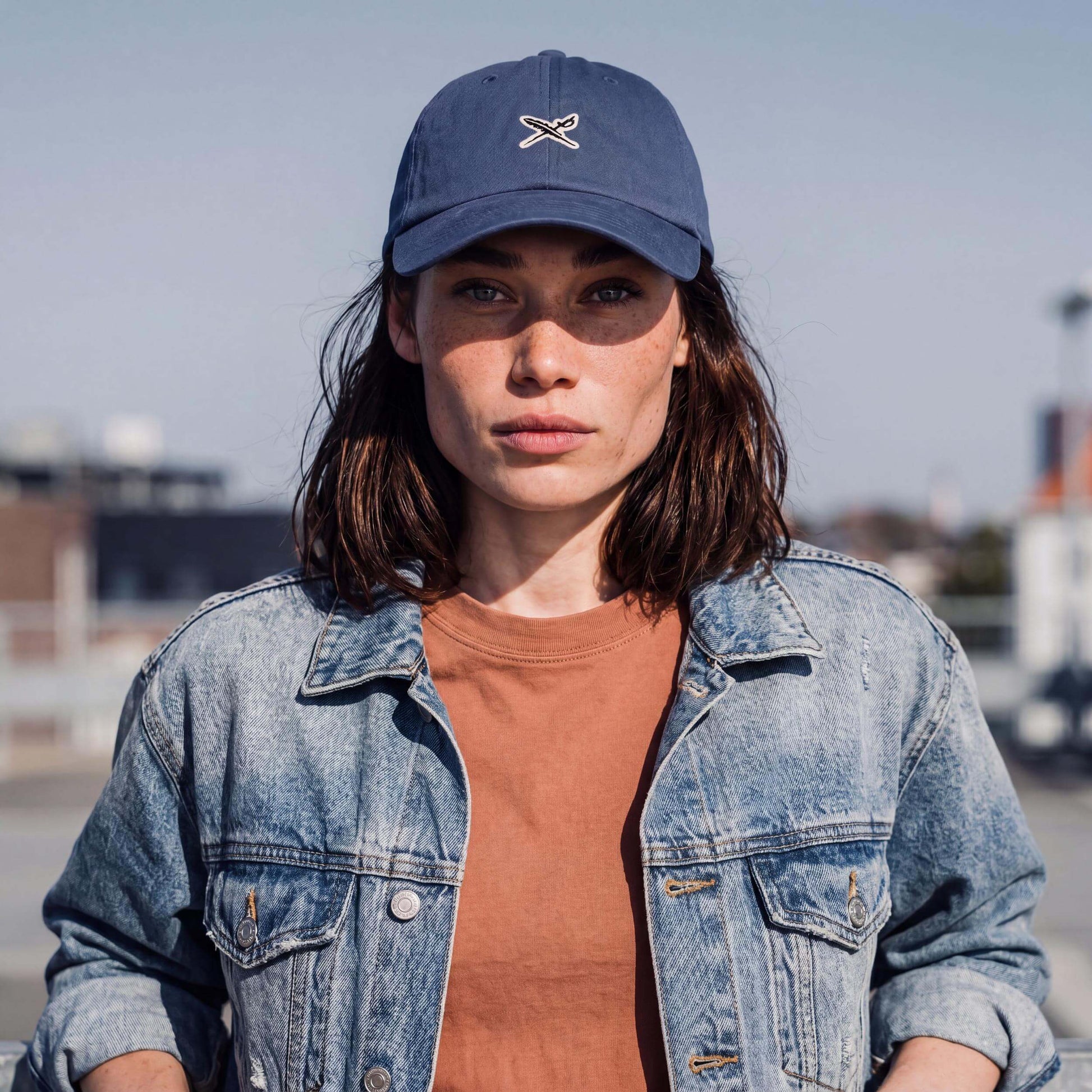 hellblau (female-model)