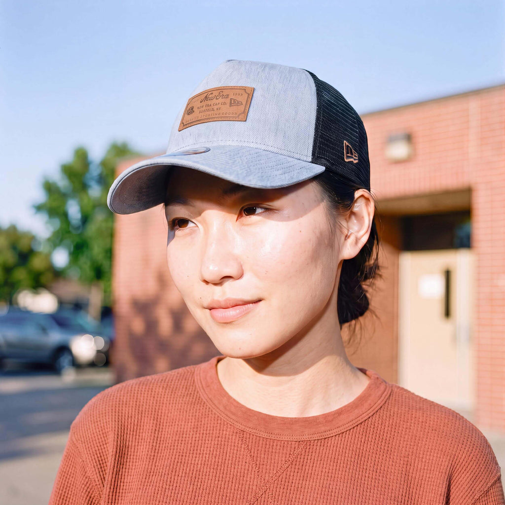 denim (female-model)