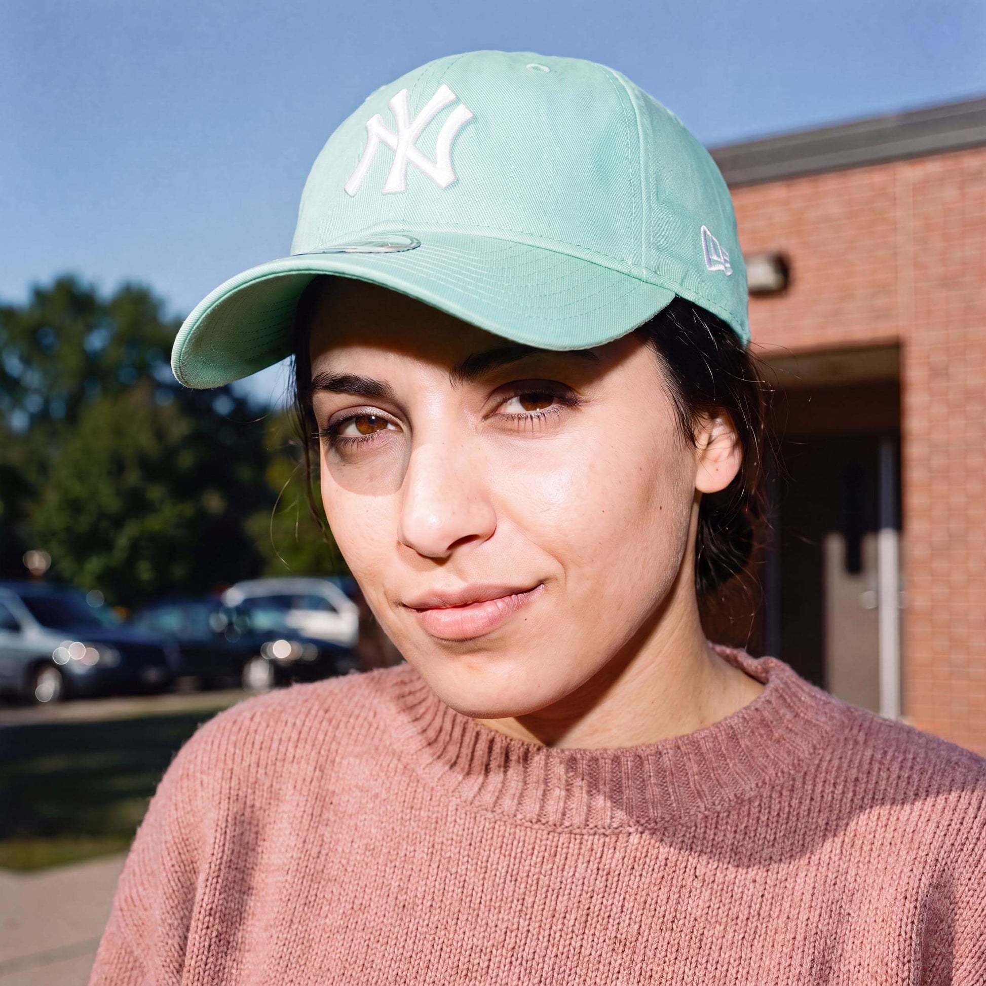 mint (female-model)