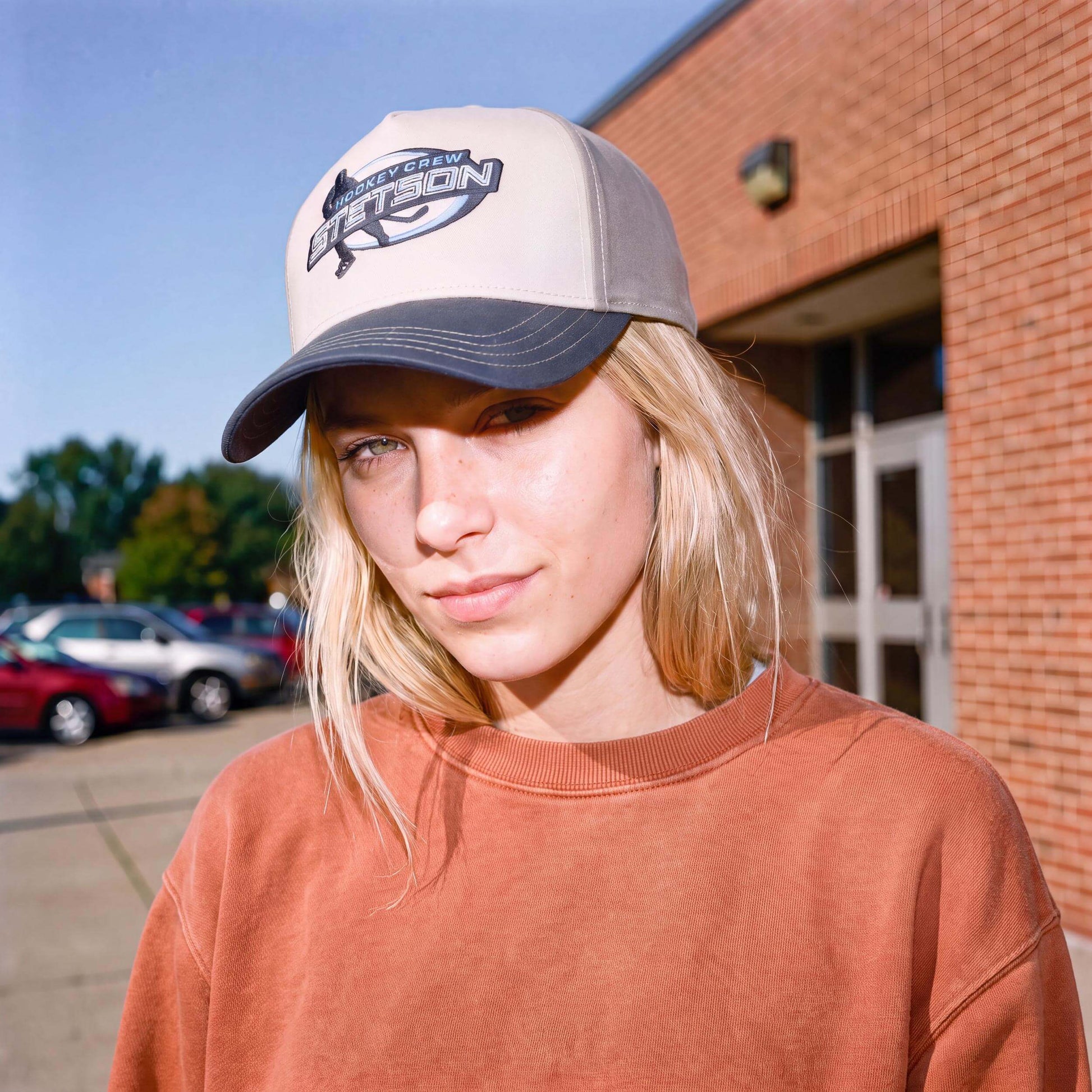 beige-blau (female-model)
