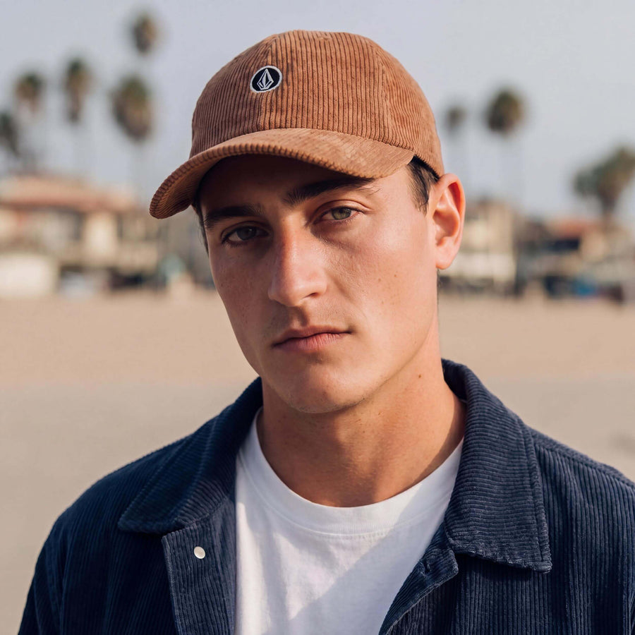 beige (male-model Mike Anderson)
