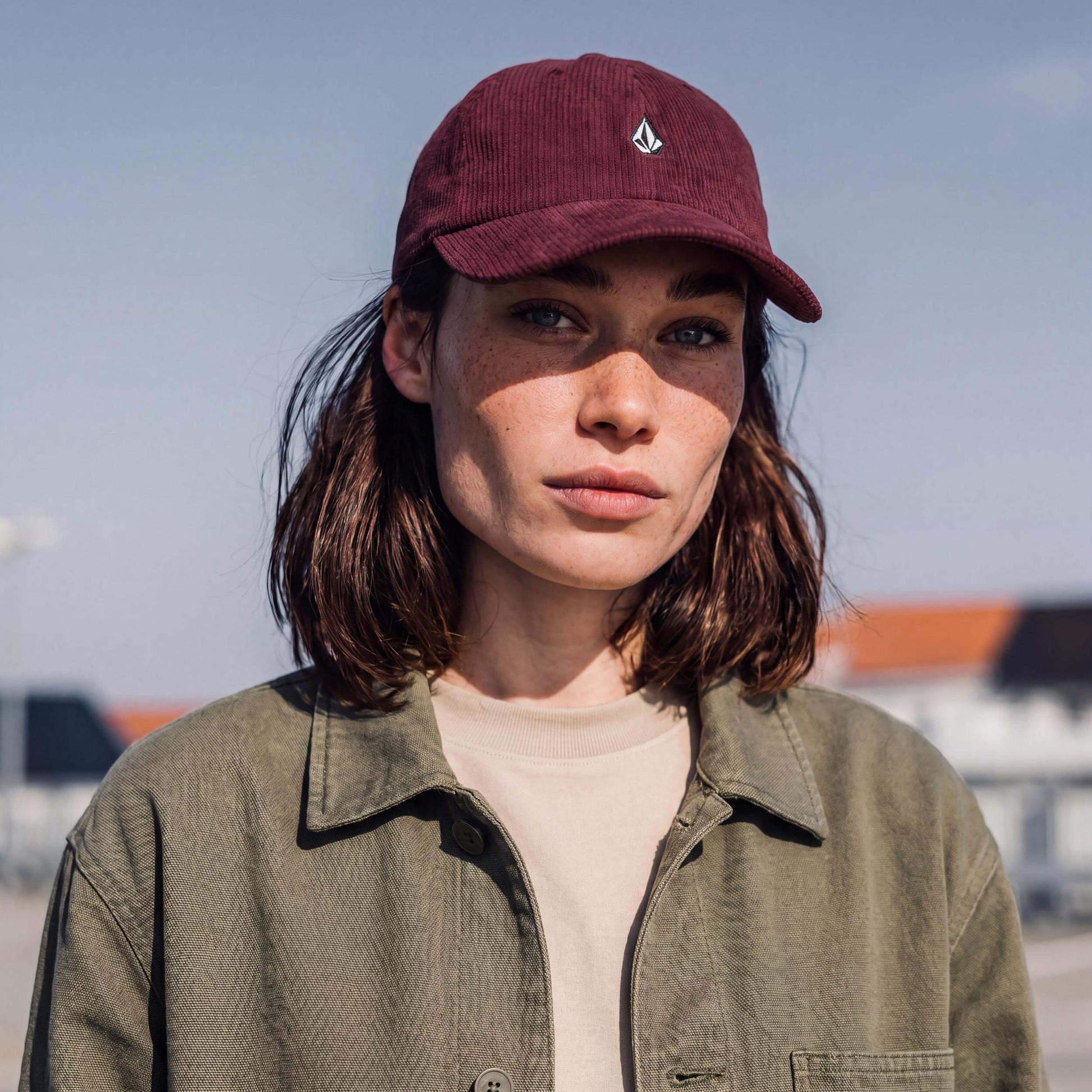 bordeaux (female-model)