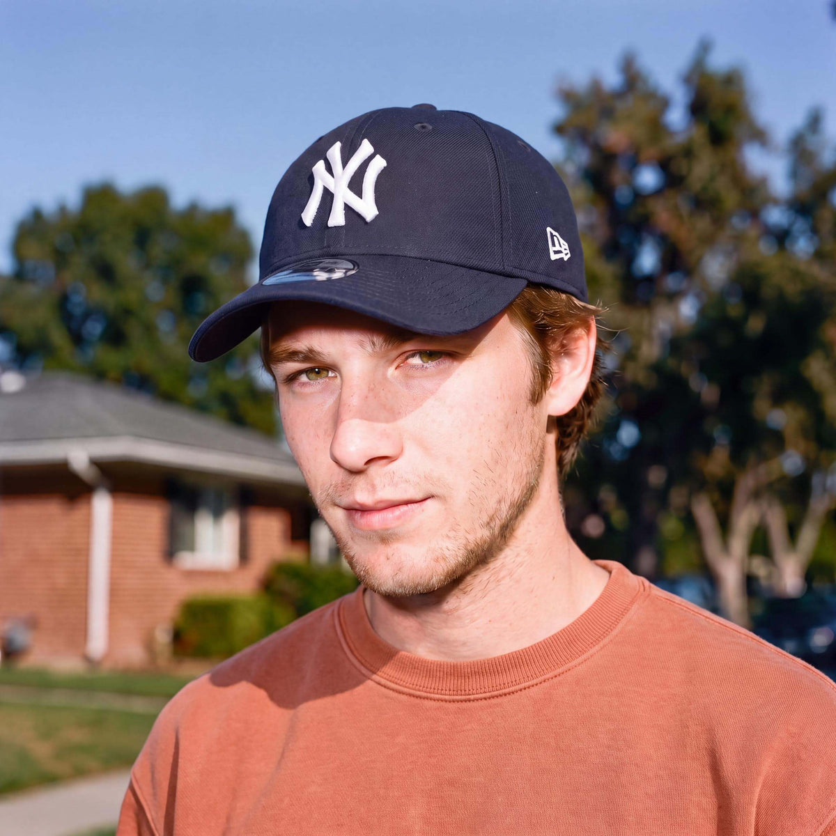 dunkelblau (male-model)