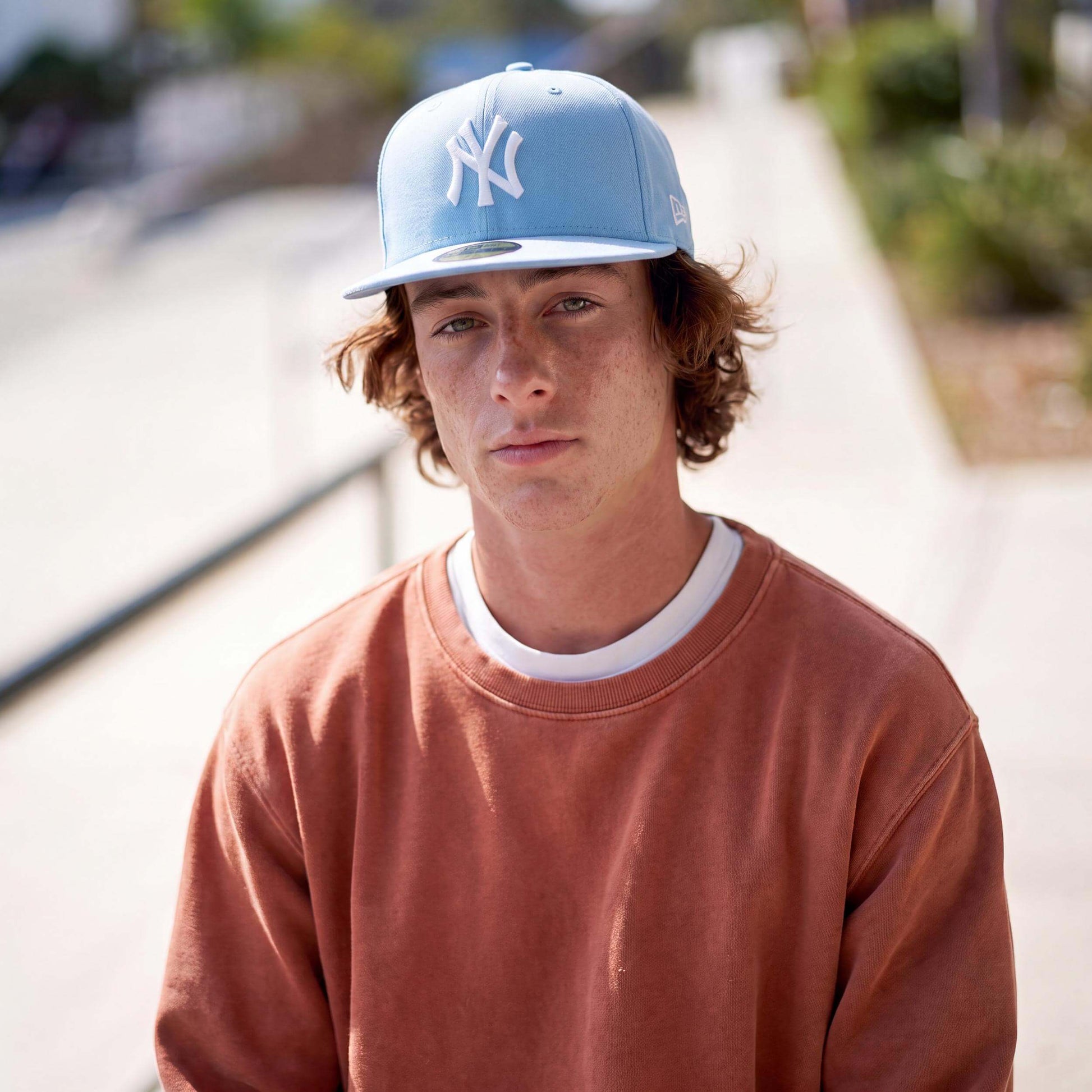 hellblau (male-model Oswald Bloom)