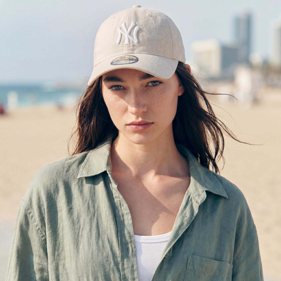 beige (female-model Jessica Paulic)