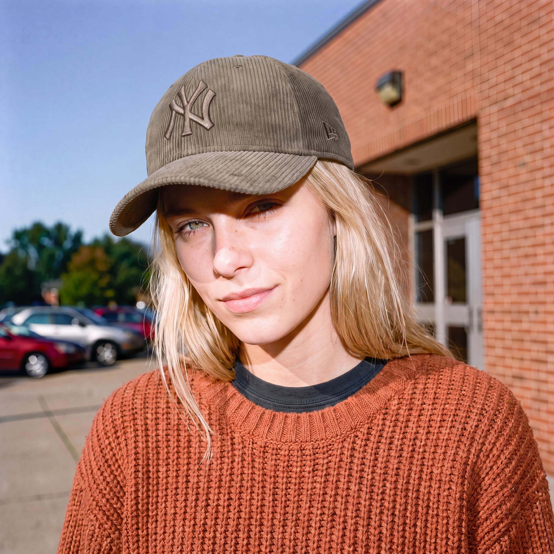 oliv (female-model)
