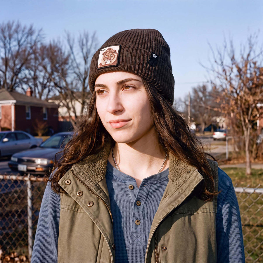 braun-meliert (female-model)