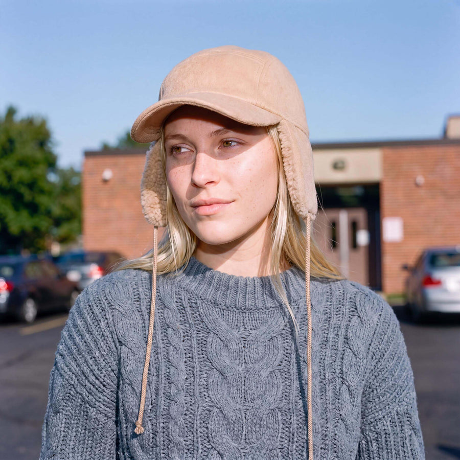 beige (female-model)