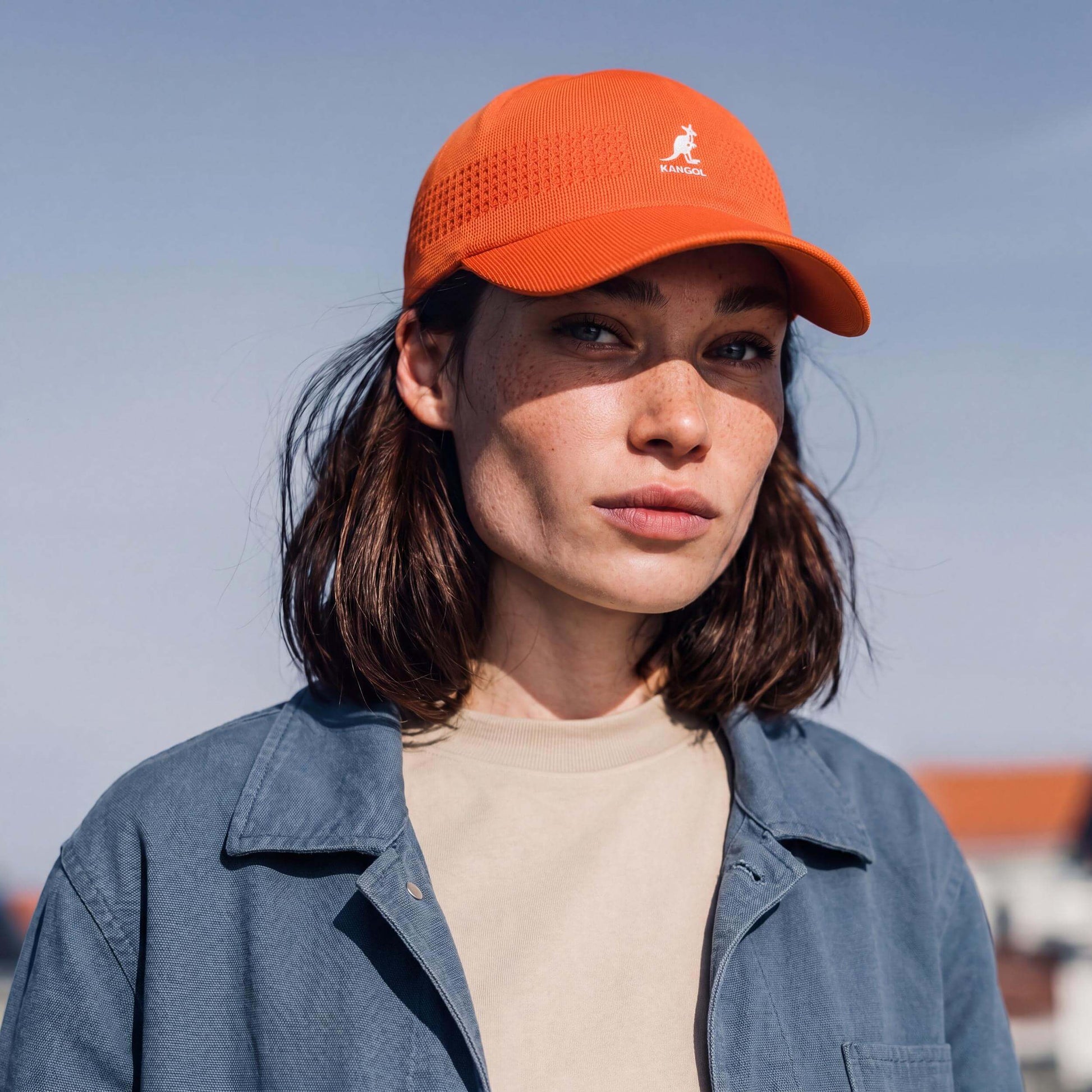 orange (female-model Ricci Amber)
