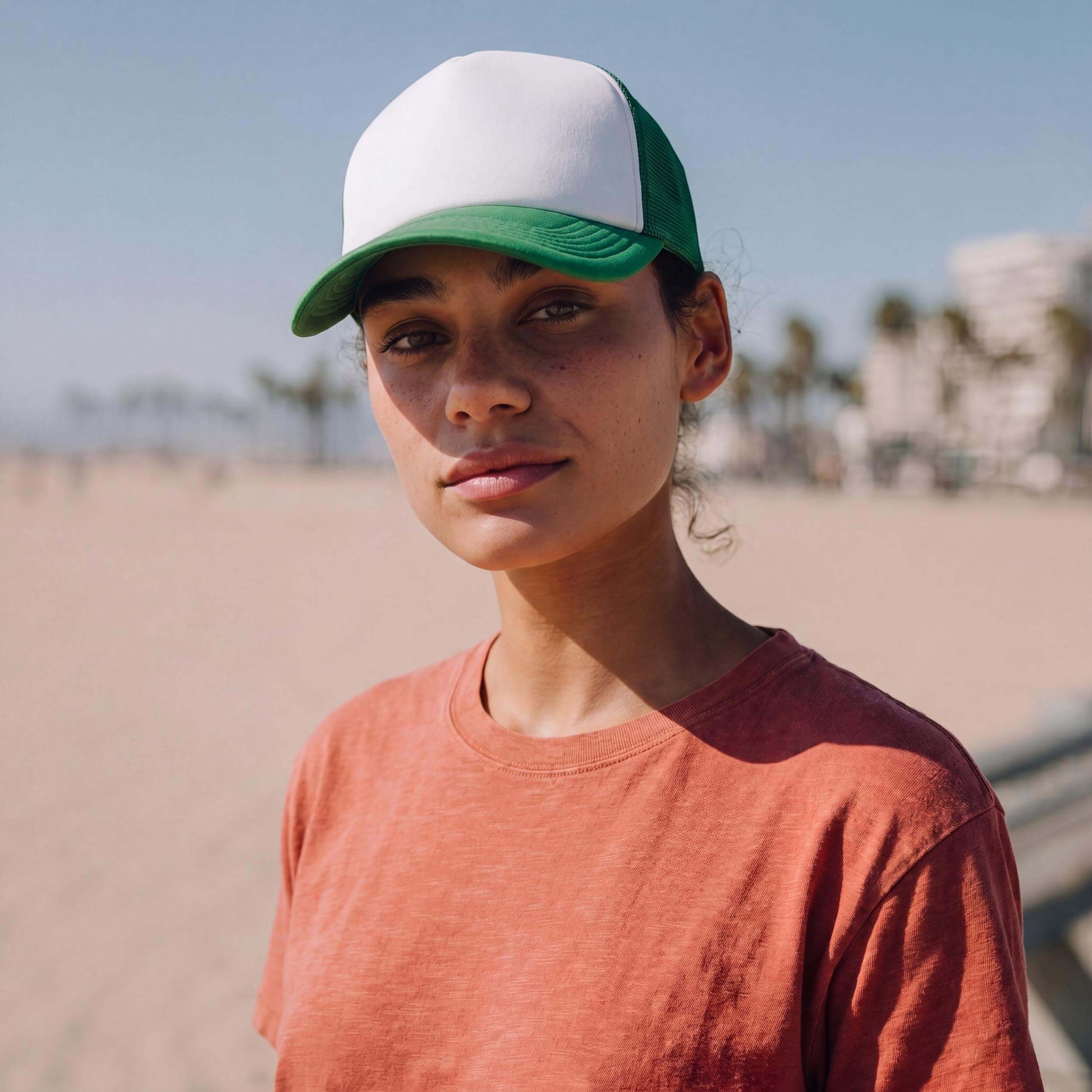 grün (female-model Nicole Capman)