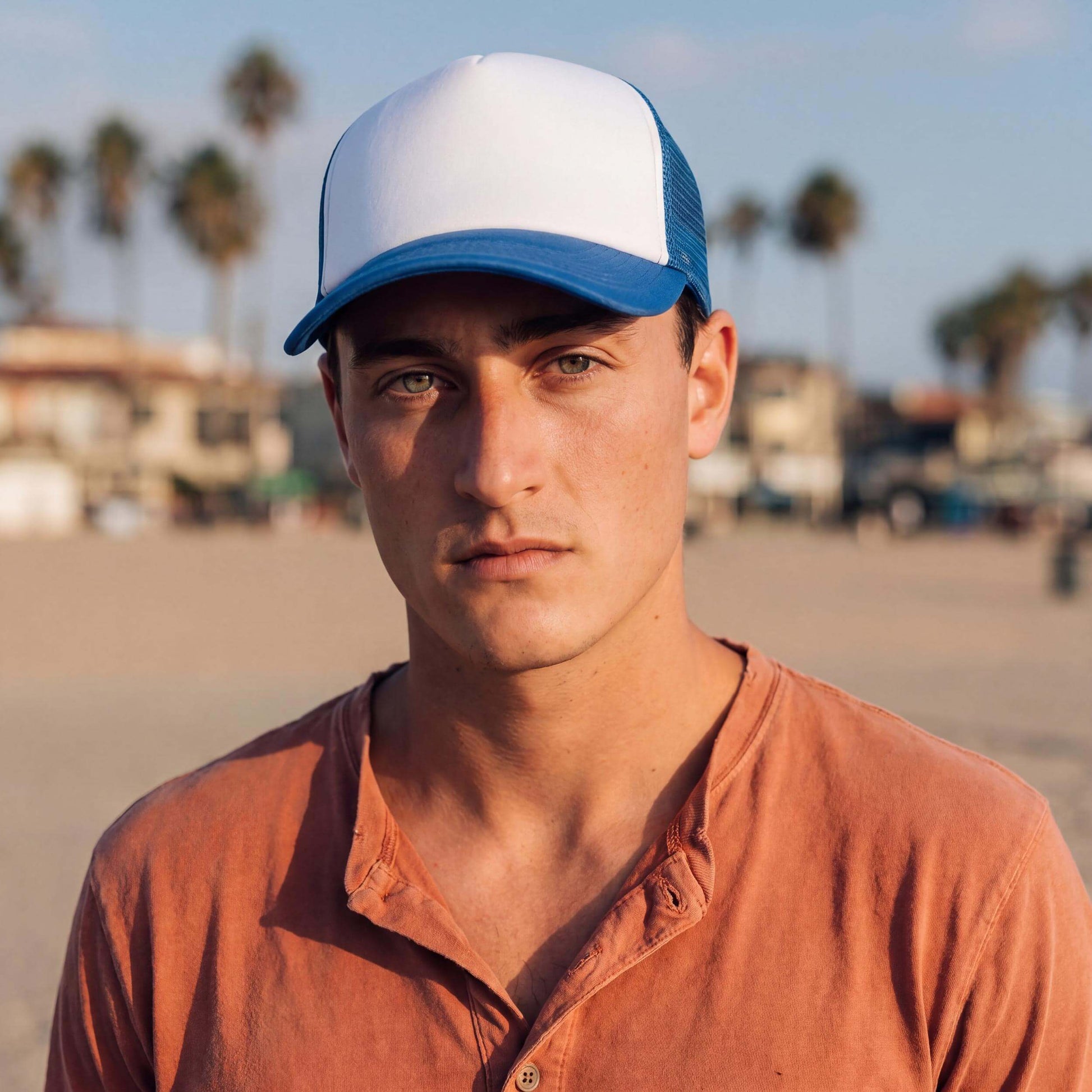 royalblau (male-model Pete Delorette)