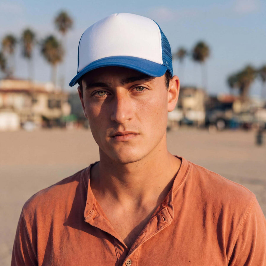 royalblau (male-model Pete Delorette)