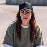 schwarz-schwarz (female-model Bec Rabanne)