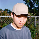 hellbeige (male-model)