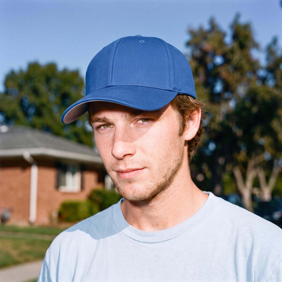 royalblau (male-model)